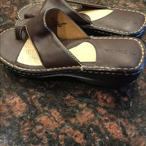 Ladies Drexlite Dark Brown Sandal Sz 8.5M